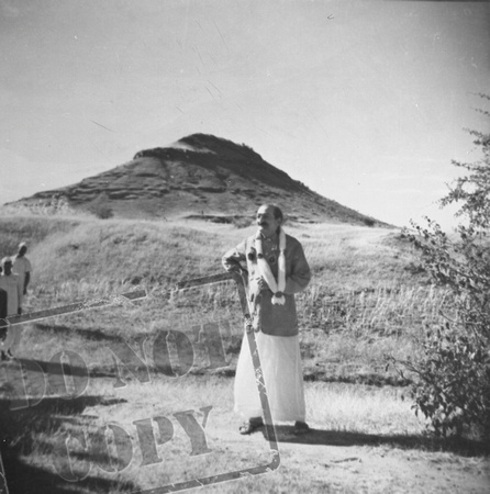 CN079 Seclusion Hill 1954